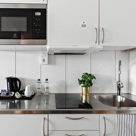 Forenom Hotel Flemingsberg - 10Min From Aelvsjoe 후딩에 외부 사진