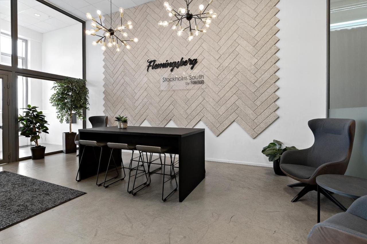 Forenom Hotel Flemingsberg - 10Min From Aelvsjoe 후딩에 외부 사진