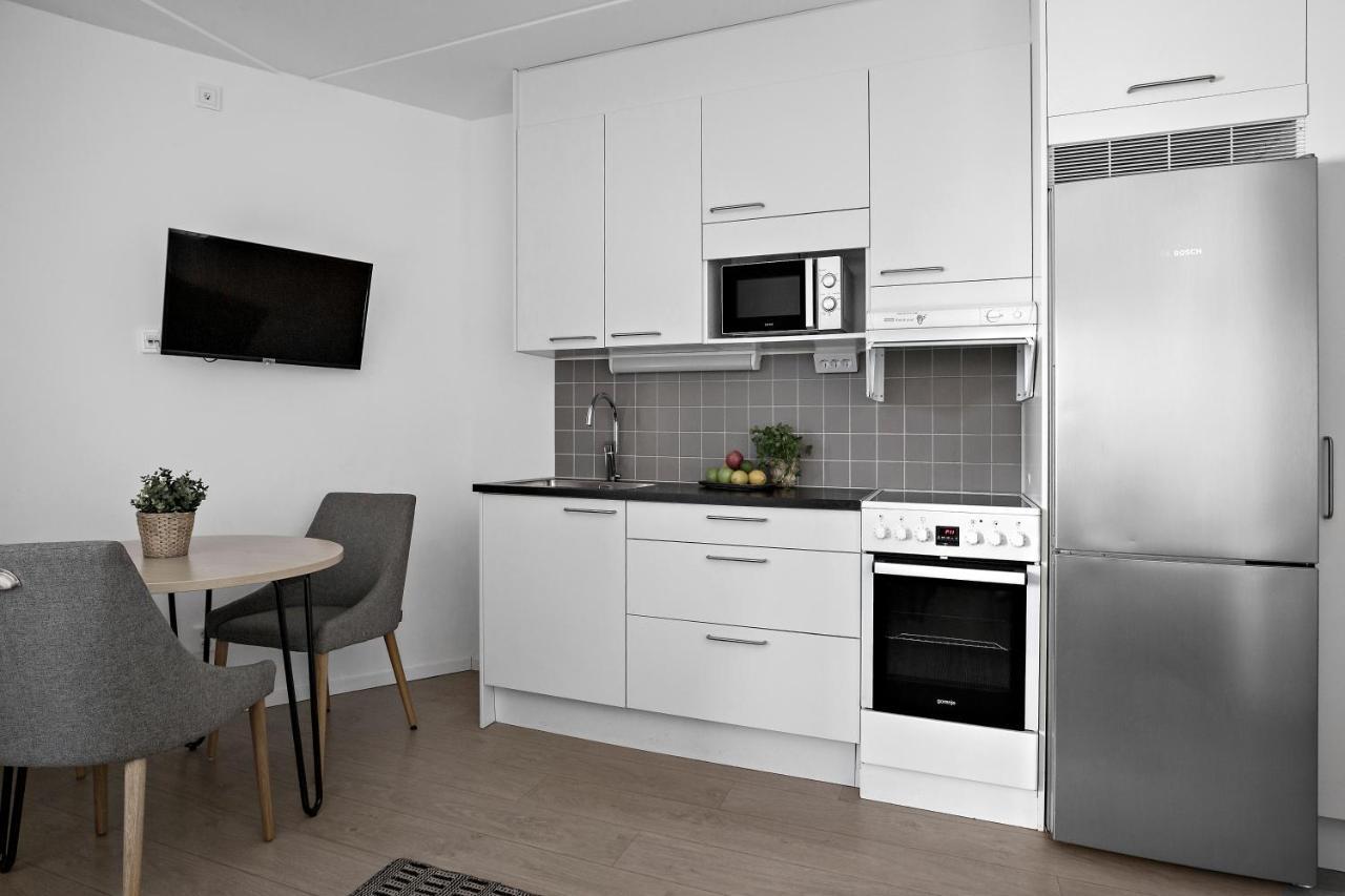 Forenom Hotel Flemingsberg - 10Min From Aelvsjoe 후딩에 외부 사진