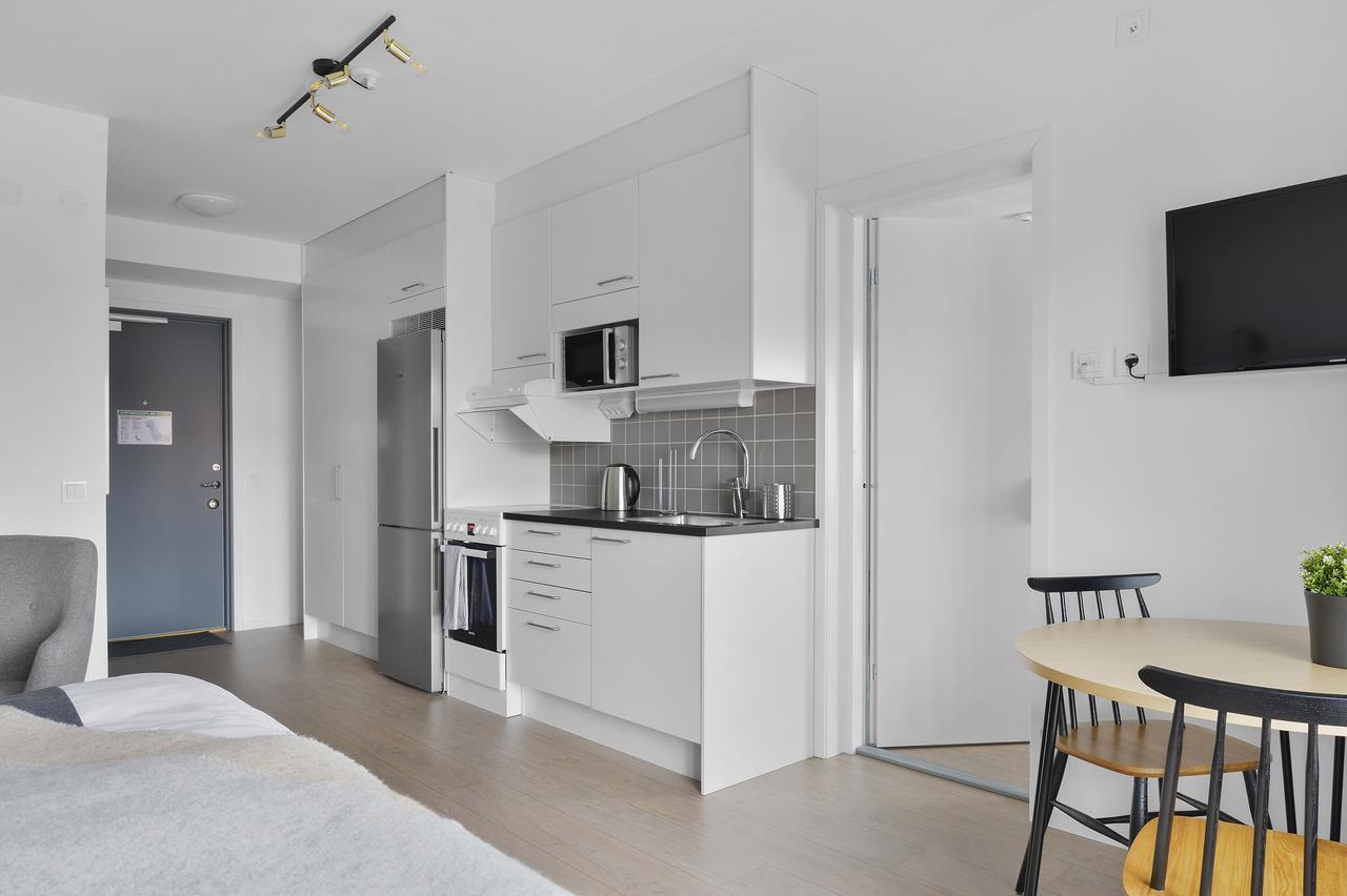 Forenom Hotel Flemingsberg - 10Min From Aelvsjoe 후딩에 외부 사진
